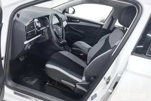 Jetta VS5 2024 car image #9