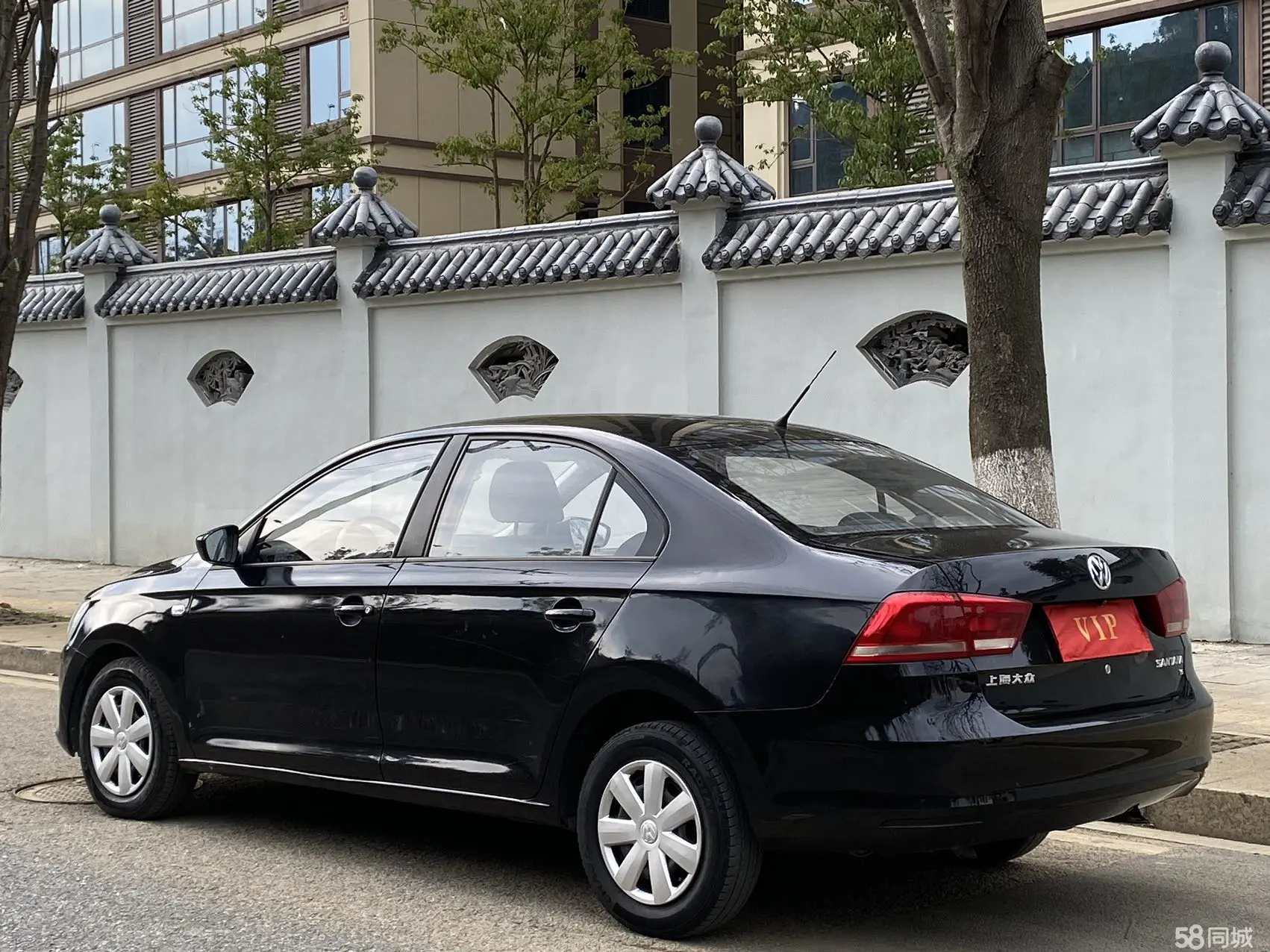 Santana 2015 car image #9