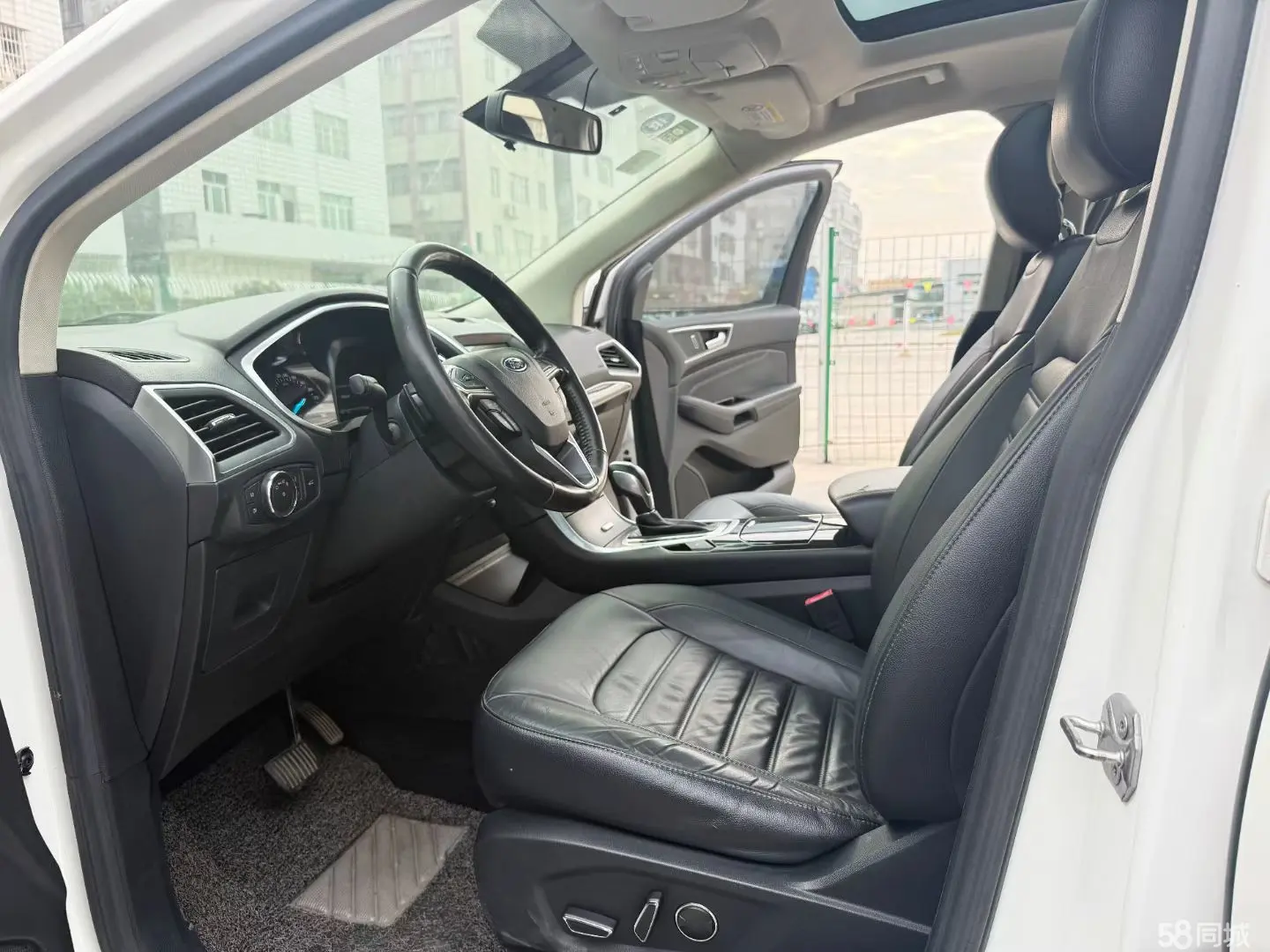 Ford Edge 2016 car image #9