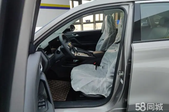 Roewe RX5 New Energy 2025 car image #9