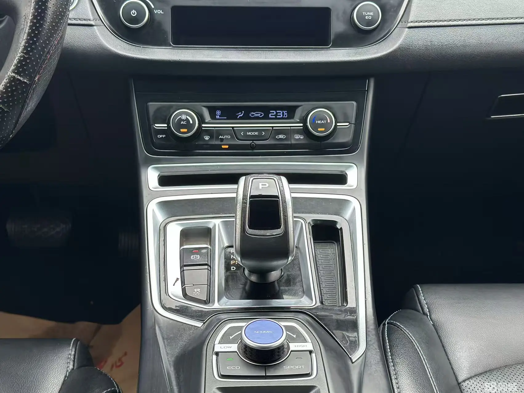 GEELY Emgrand New Energy 2018 #9 GEELY Emgrand New Energy 2018 car image #9