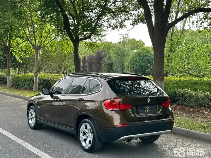 BMW X1 2012 car image #9