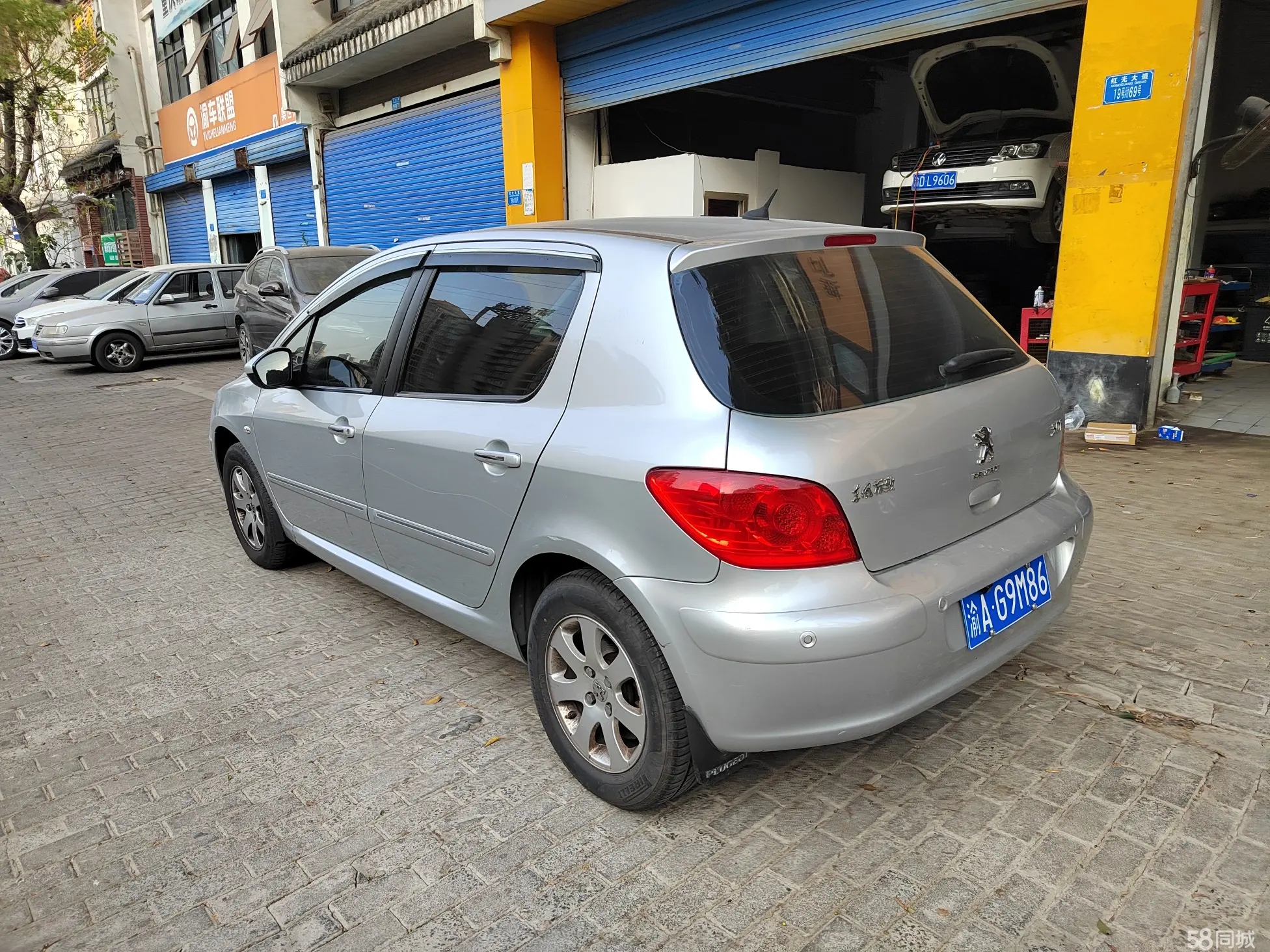 标致 标致307 2011 汽车图片 #9