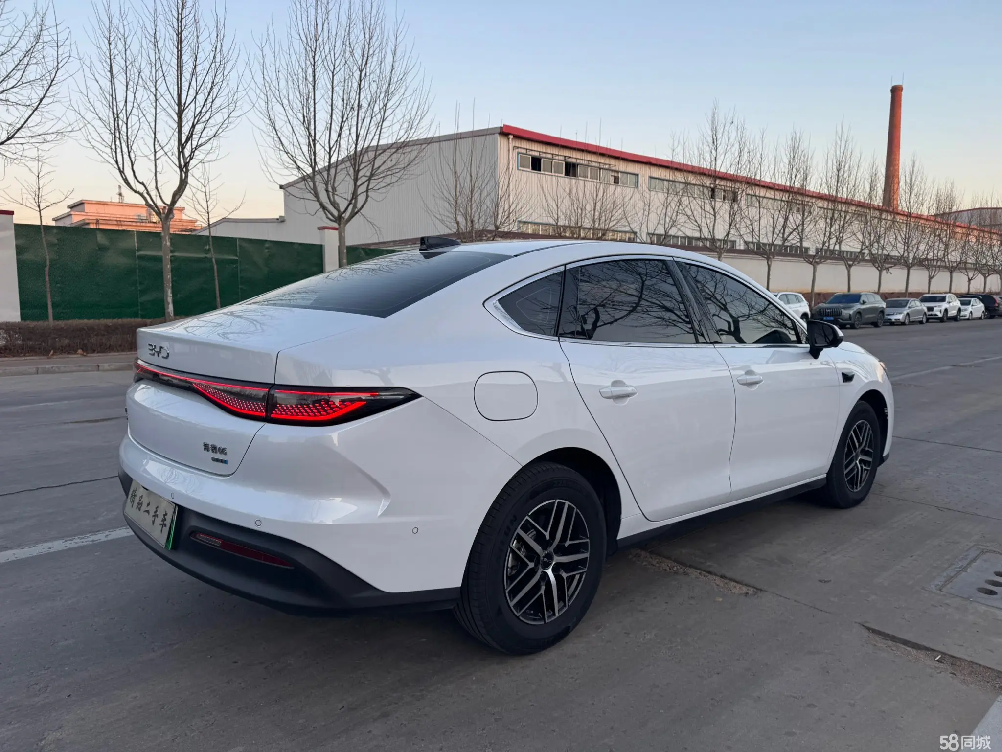 BYD Seal 05 DM-i 2025 car image #9