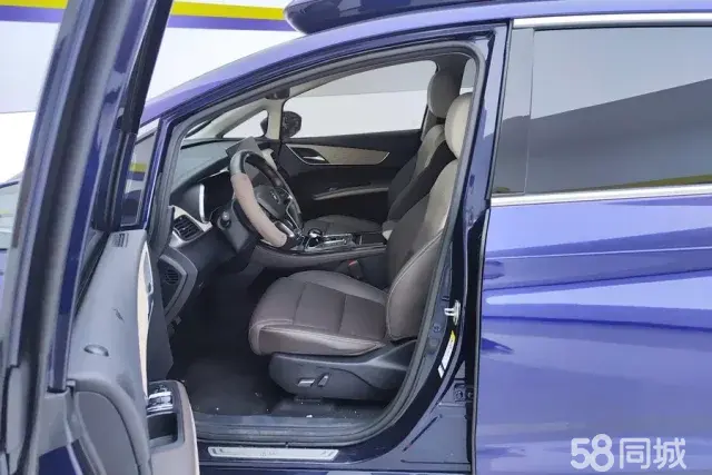 BYD Song MAX New Energy 2023 car image #9