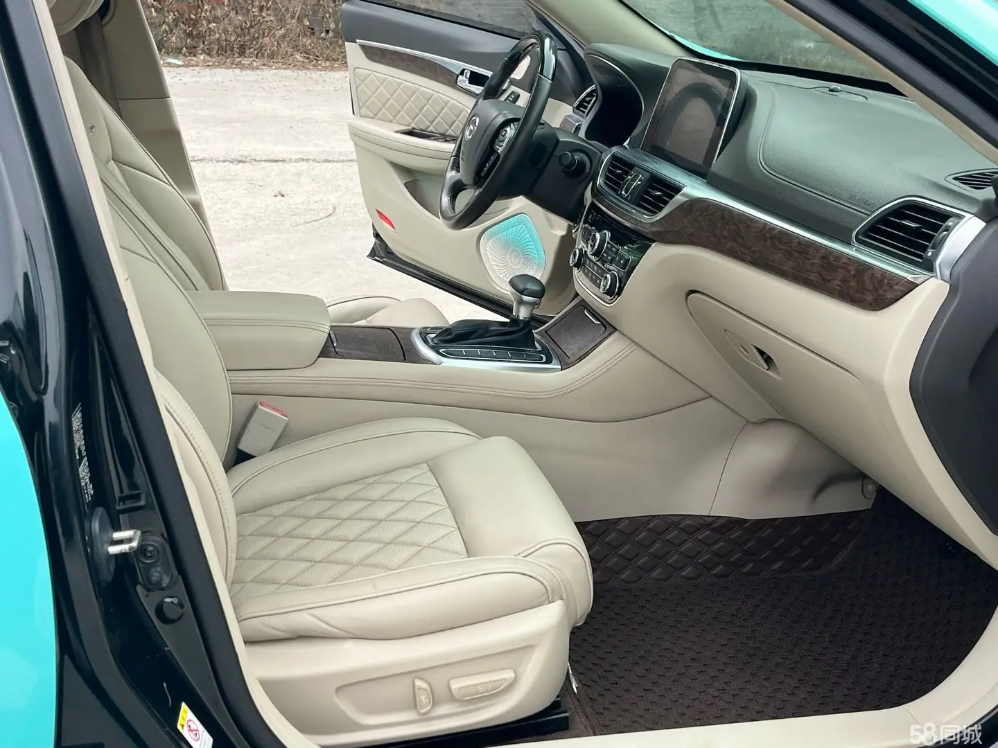 GAC Trumpchi GA8 2016 car image #9