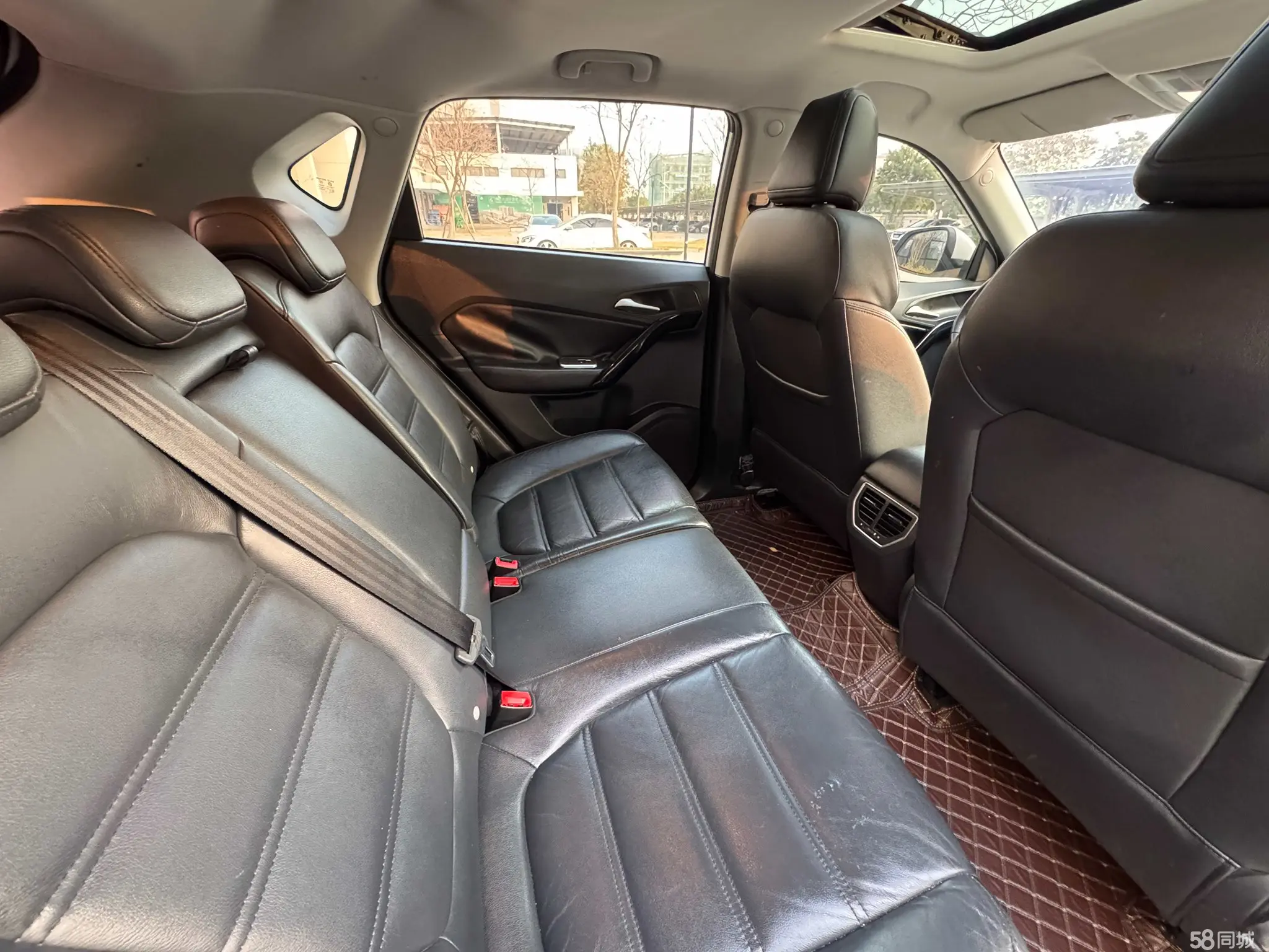 MG GS 2015 car image #9