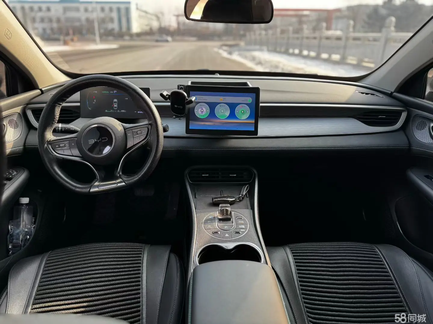 BYD Seal 05 DM-i 2025 car image #9