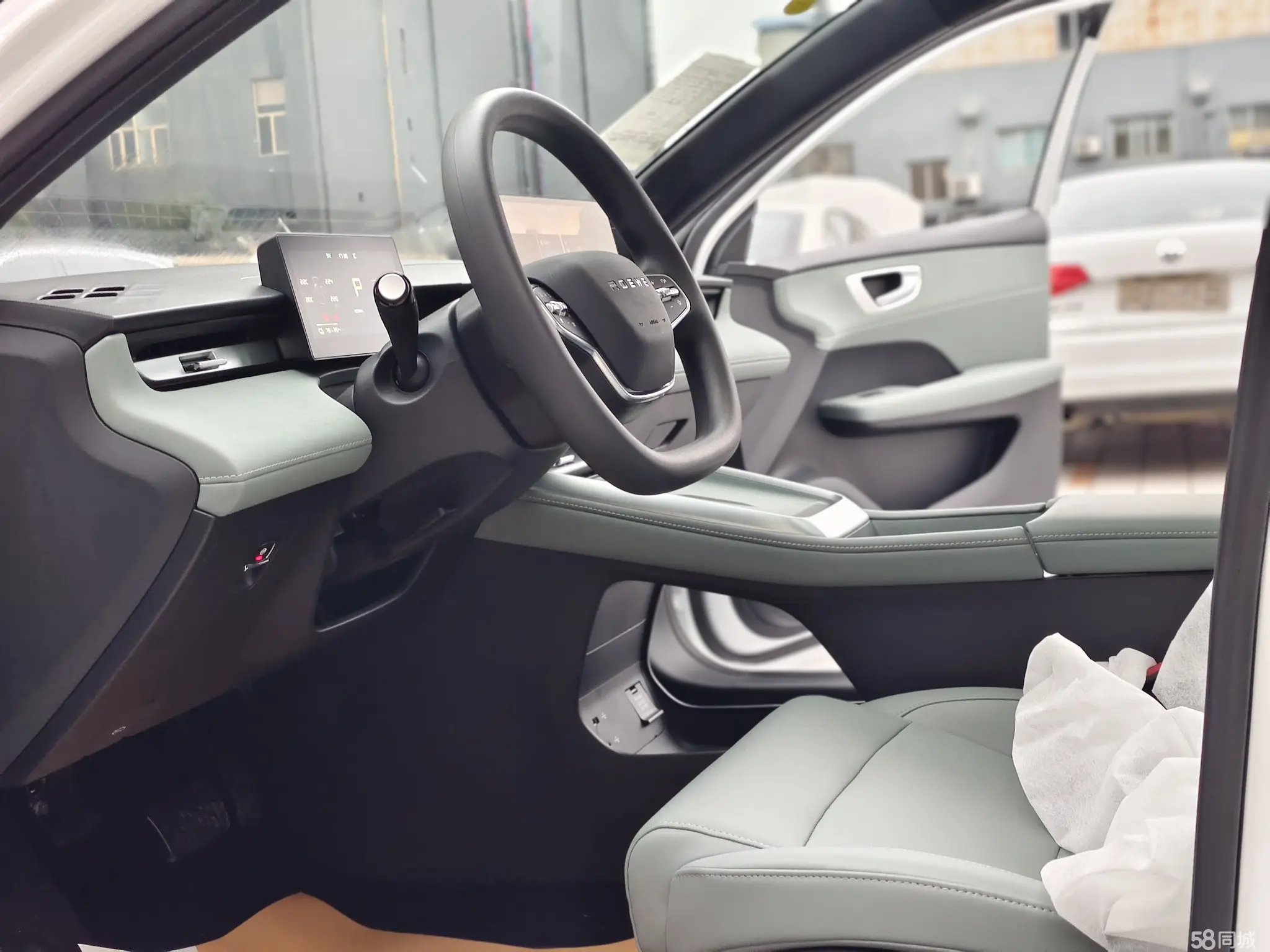 Roewe D6 2025 изображение автомобиля #9