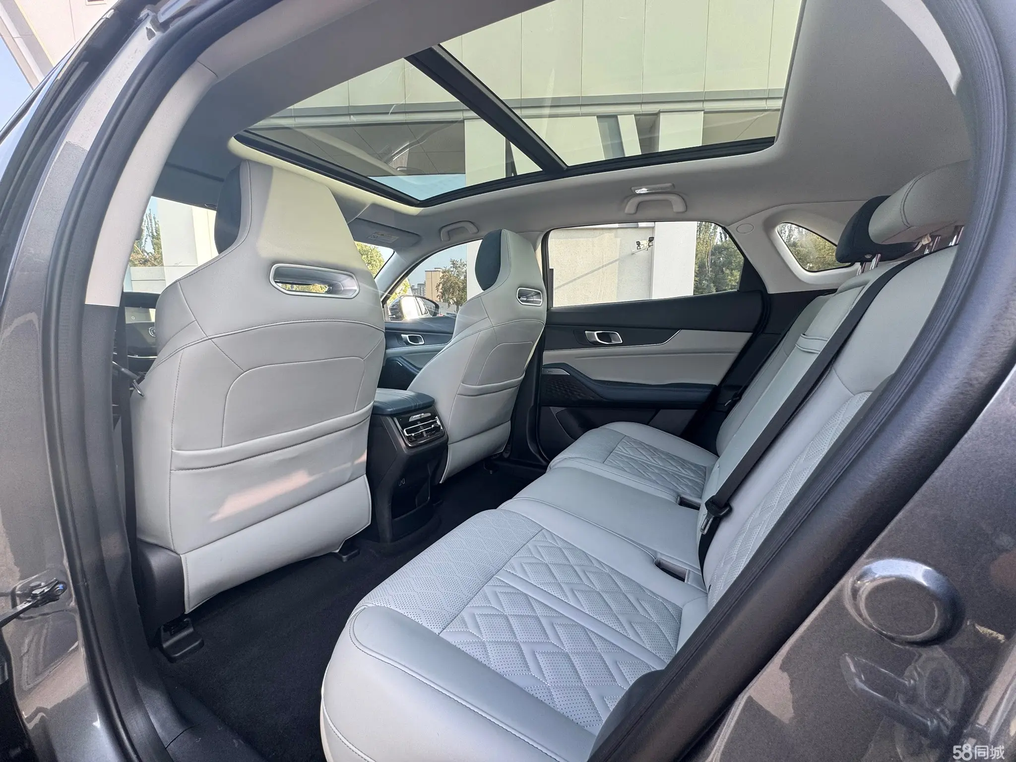 Changan UNI-K iDD 2022 #9 Changan UNI-K iDD 2022 car image #9