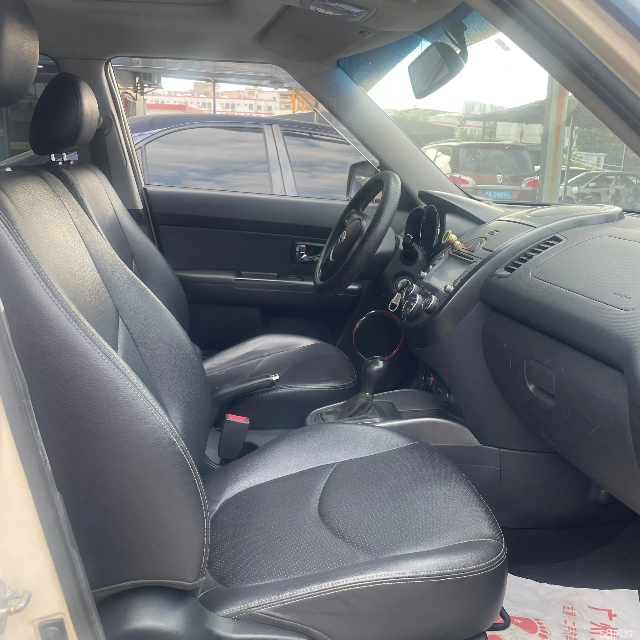 Kia Soul 2011 immagine di auto #9