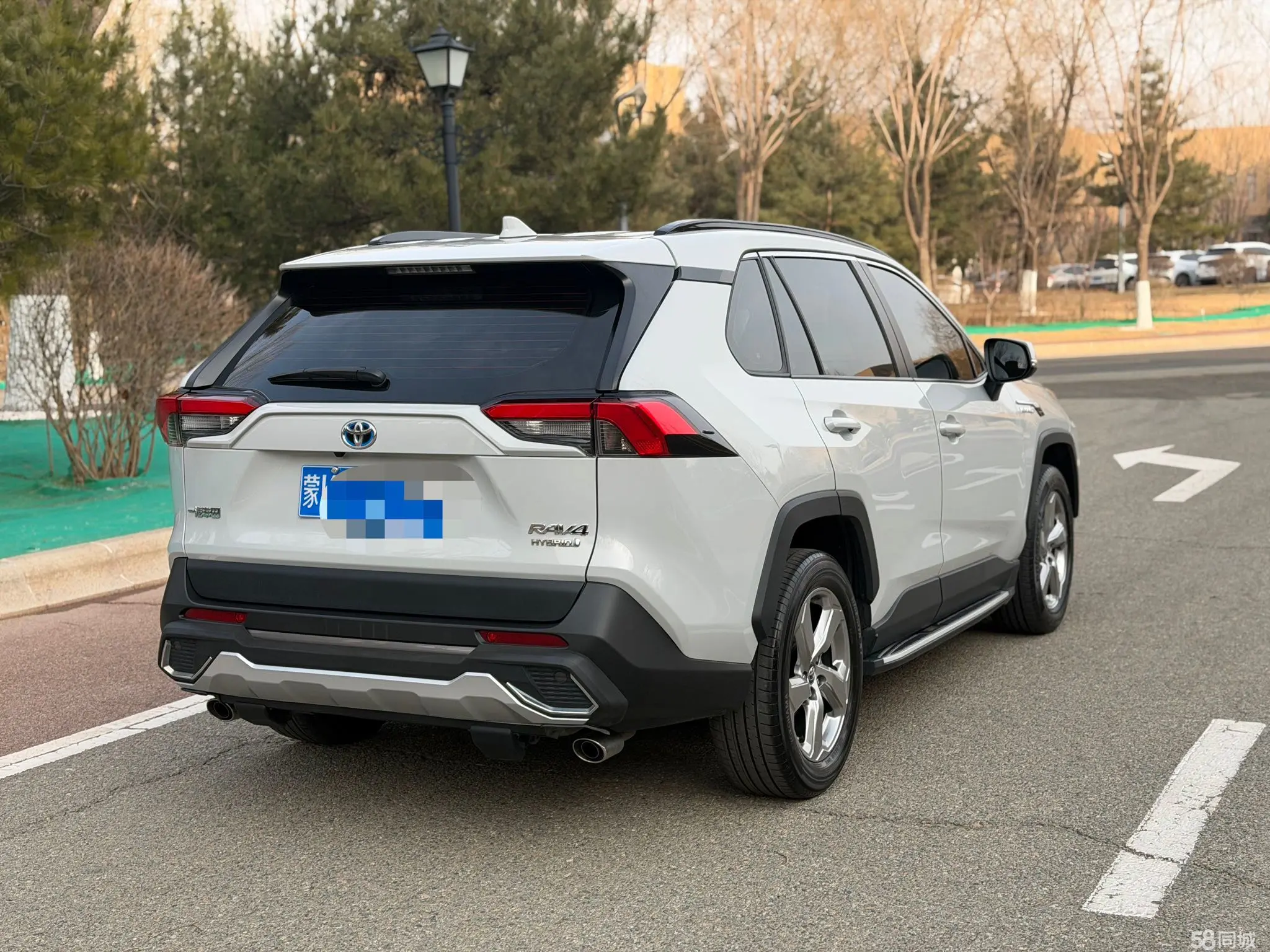 Toyota RAV4 Hybird E+ 2023 car image #9