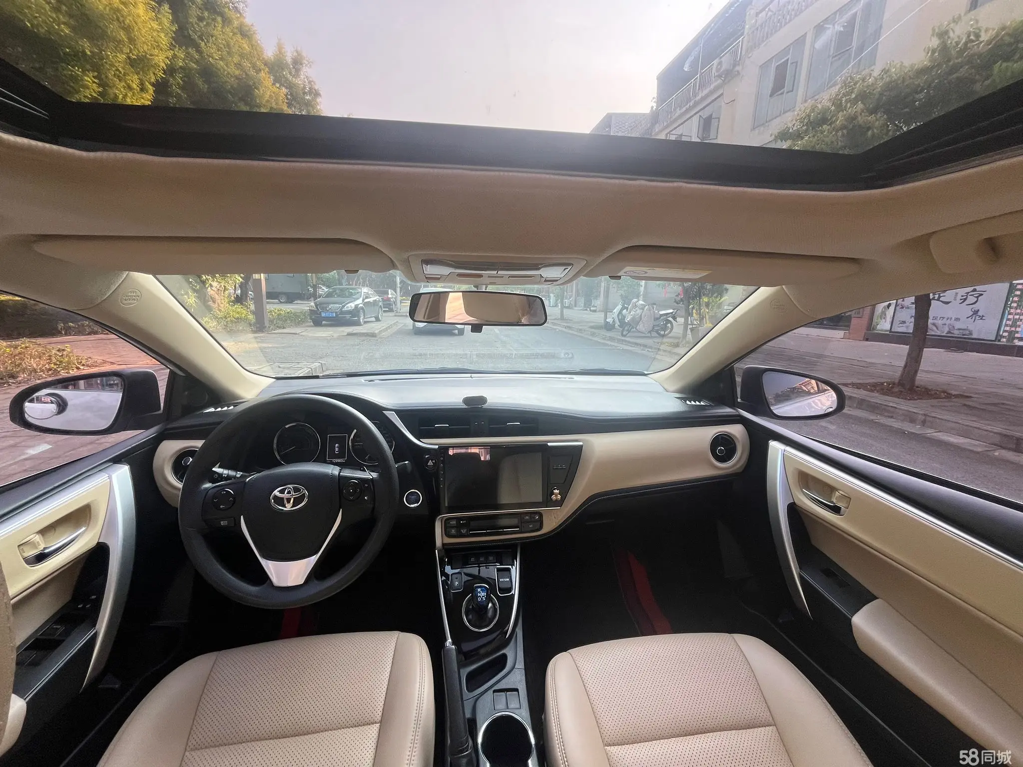 Toyota Corolla Hybird E+ 2019 car image #9