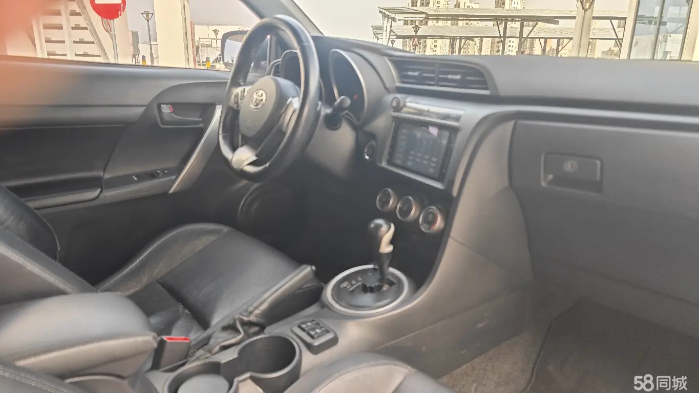 Toyota Zelas 2012 imagen de coche #9