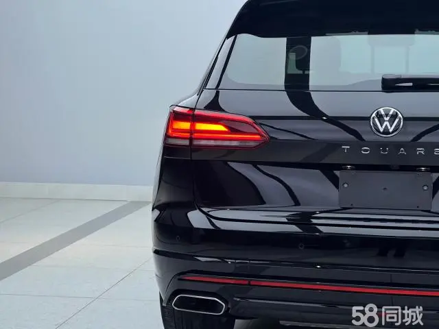 Volkswagen Touareg 2023 car image #9