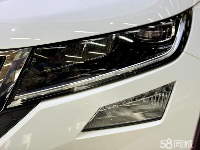 Skoda Kodiaq GT 2020 изображение автомобиля #9