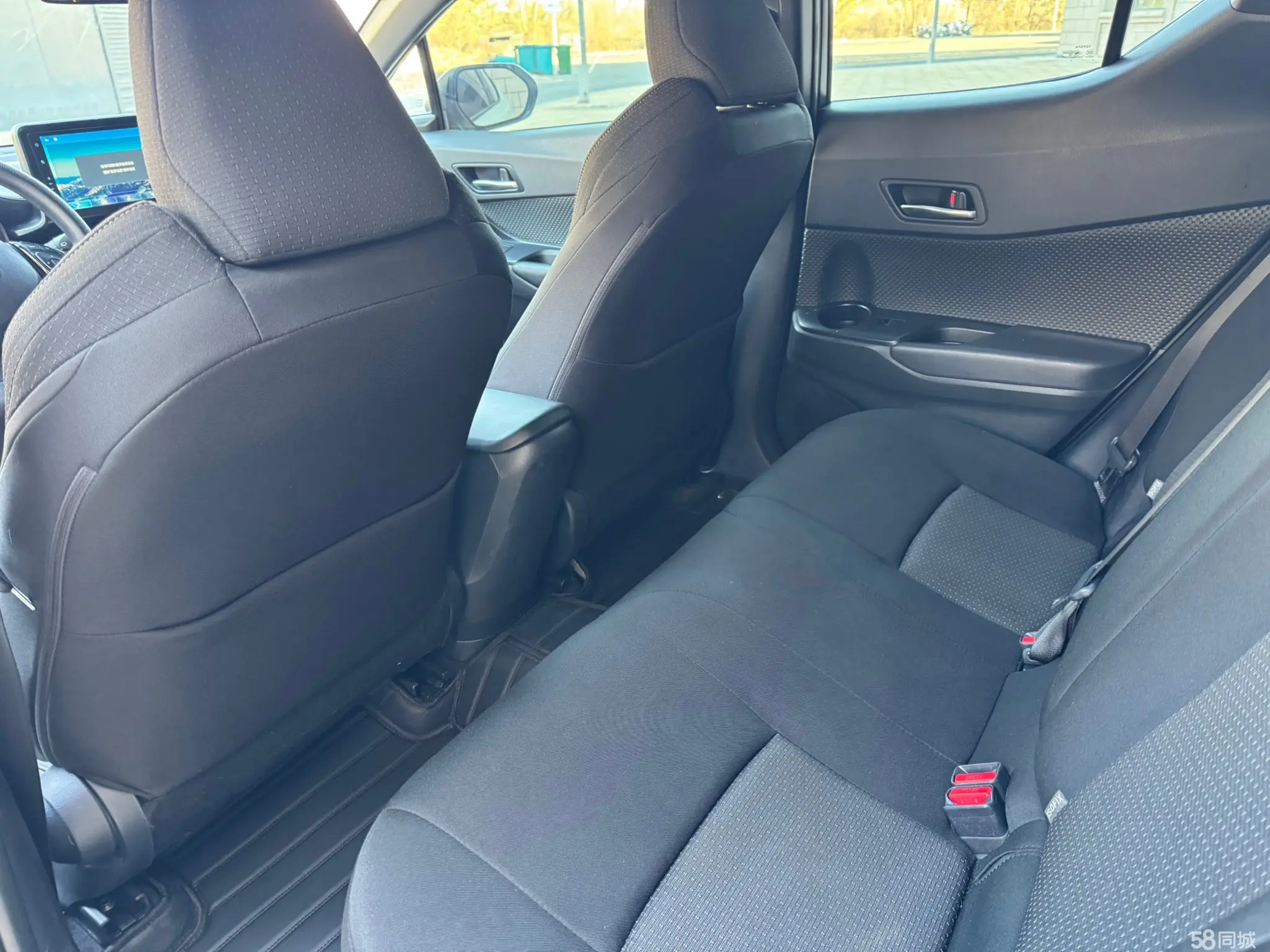 Toyota C-HR EV 2021 car image #9