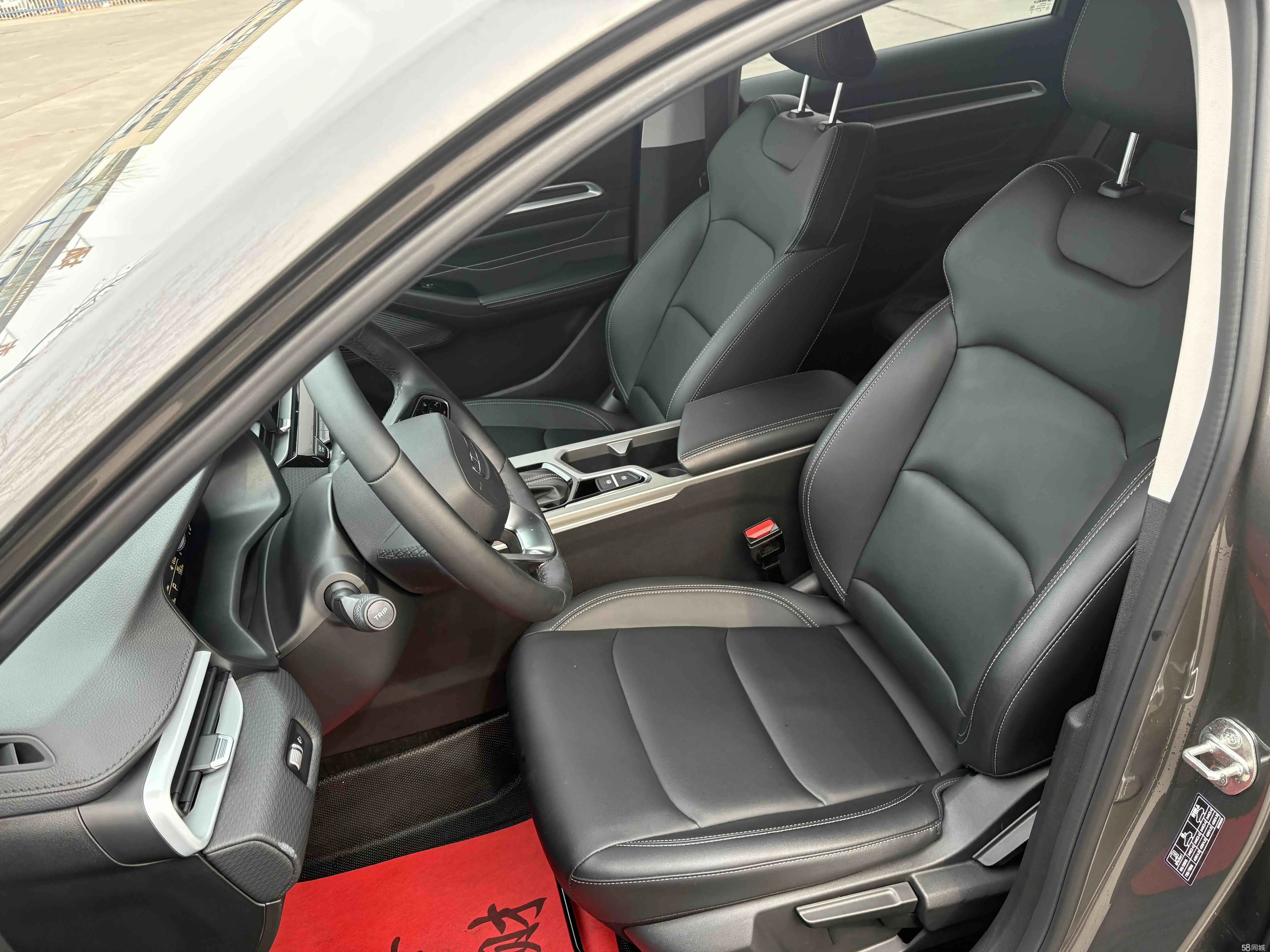 GEELY Emgrand 2025 car image #9