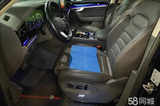 Volkswagen Touareg 2023 car image #9