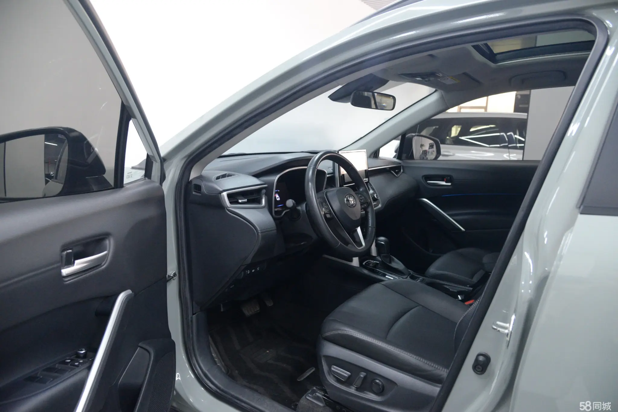 Toyota Corolla Cross 2022 car image #9