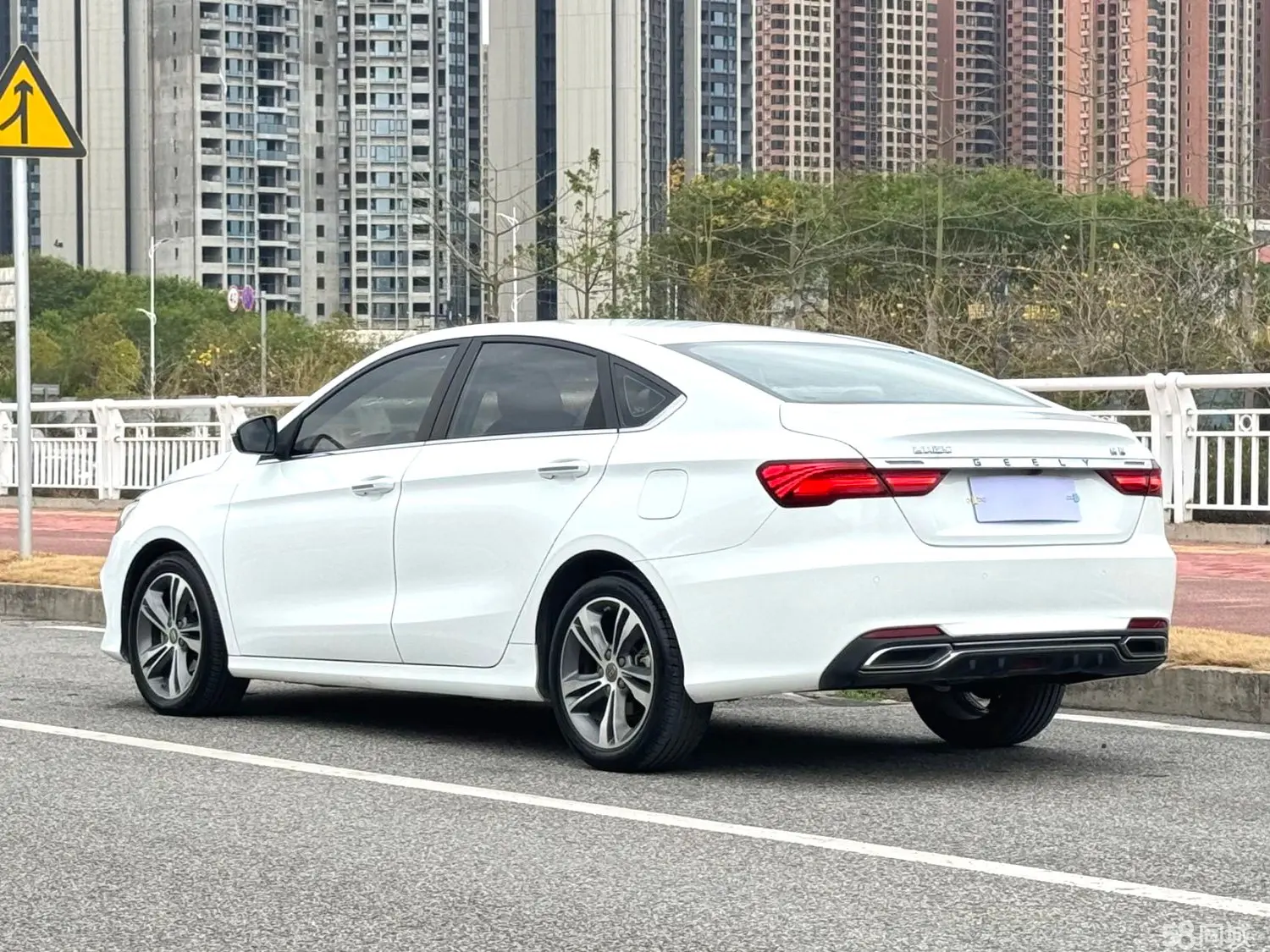 GEELY Binray 2019 #9 GEELY Binray 2019 car image #9