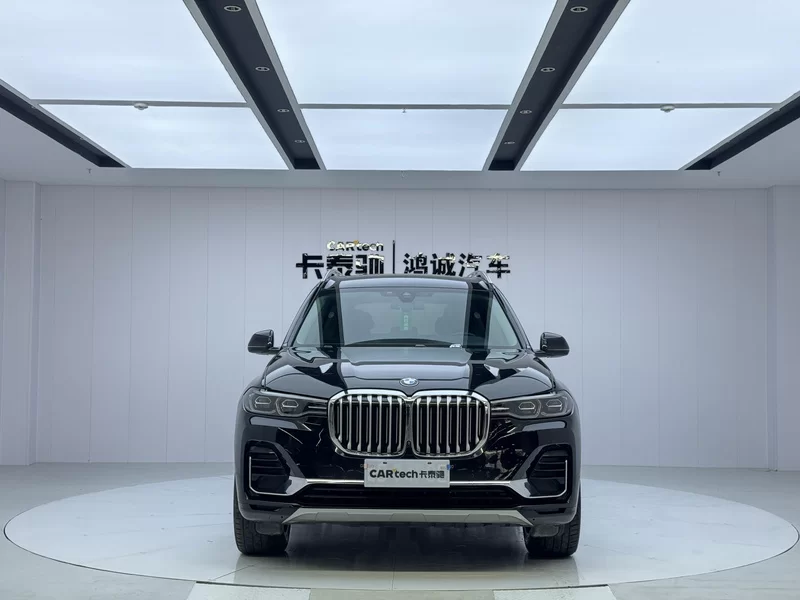 BMW X7 M60i 2021 #9 BMW X7 M60i 2021 car image #9