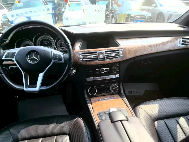 Mercedes-Benz CLS Class 2015 #9 Mercedes-Benz CLS Class 2015 car image #9