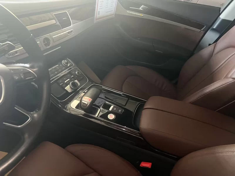 Audi A8 New Energy 2016 car image #9