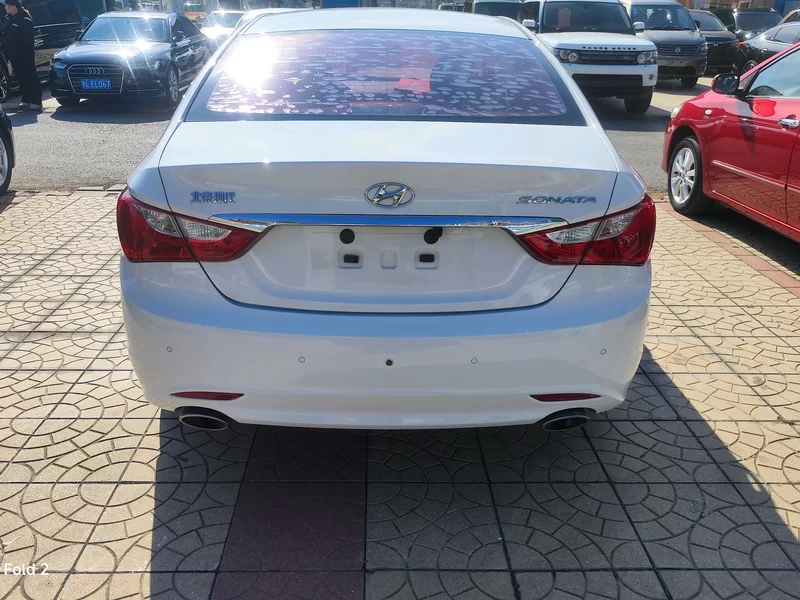Hyundai Sonata 2014 car image #9