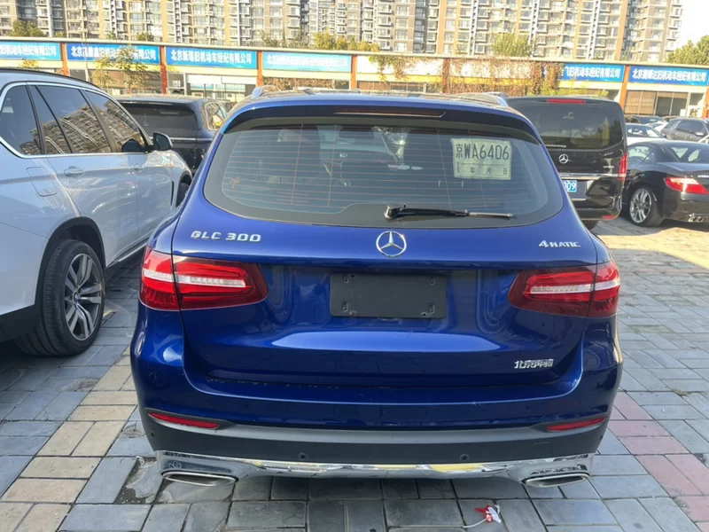 Mercedes-Benz GLC Class 2016 car image #9