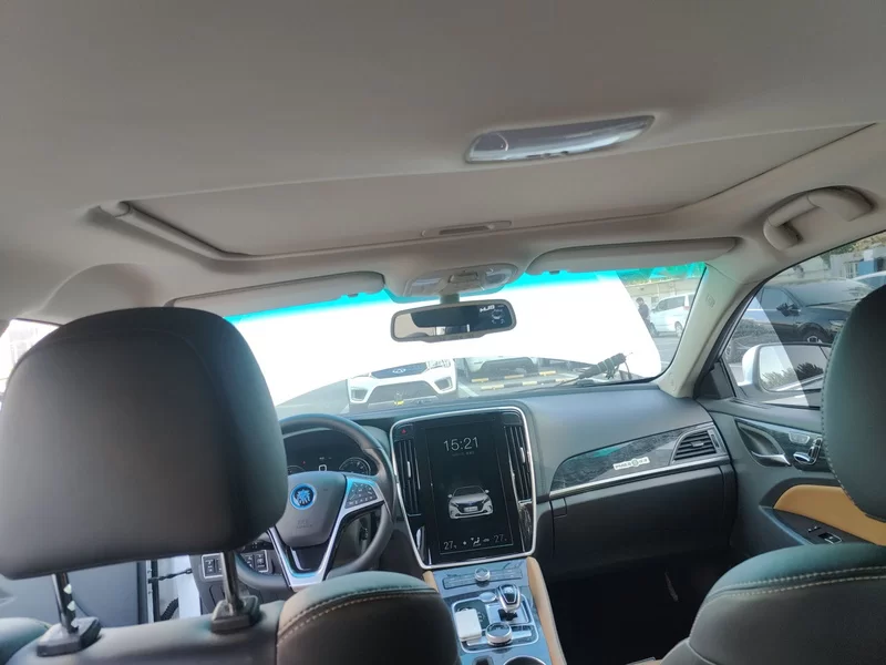 BYD Qin New Energy 2018 car image #9