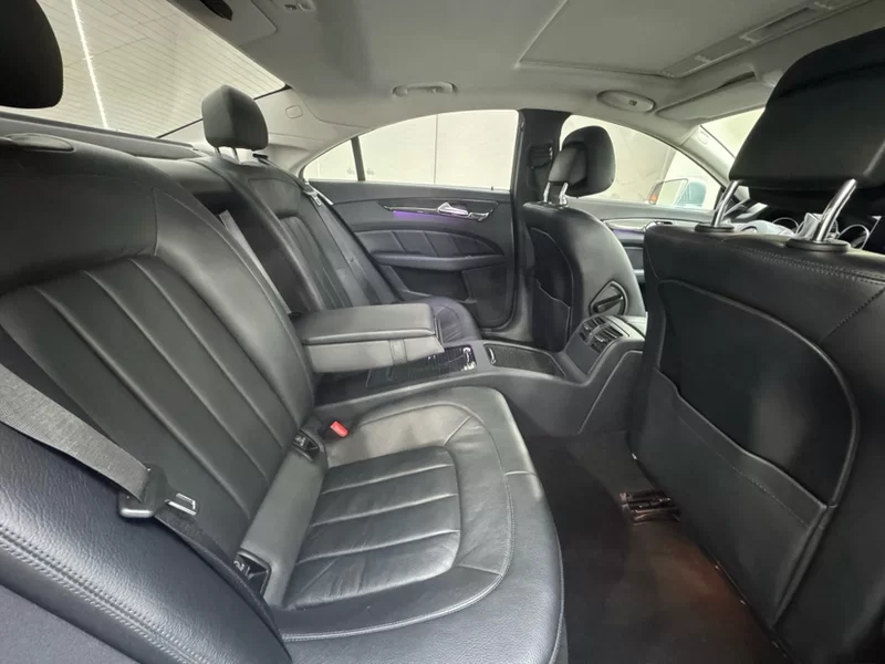 Mercedes-Benz CLS Class 2016 car image #9