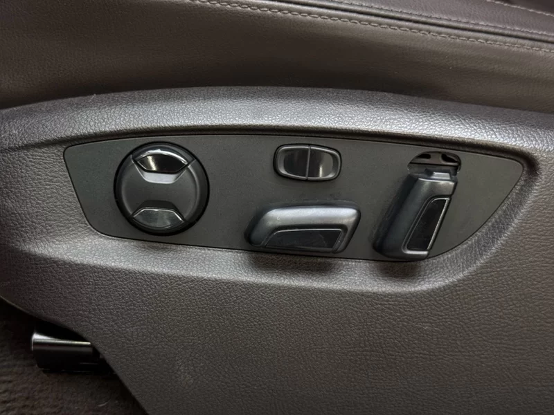 Volkswagen Touareg 2016 car image #9