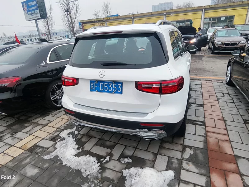 Mercedes-Benz GLB Class 2021 car image #9