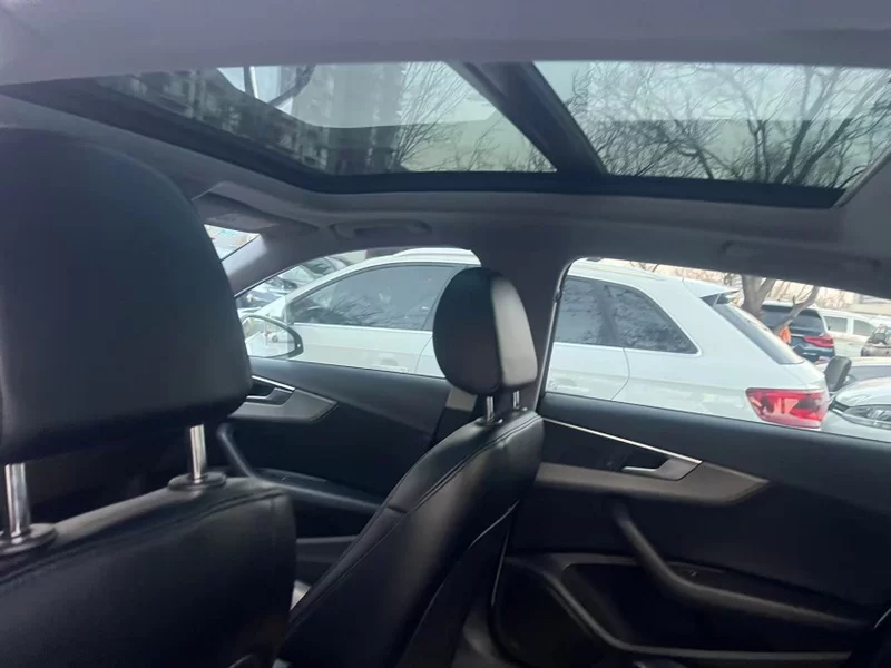 Audi A4L 2019 #9 Audi A4L 2019 car image #9