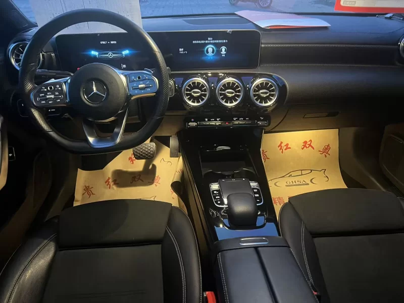 Mercedes-Benz A Class 2019 car image #9