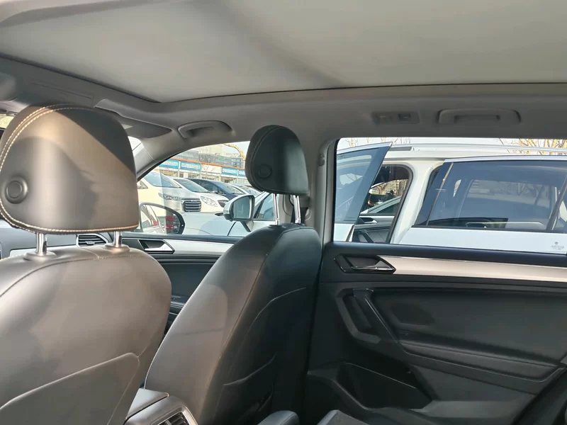 Volkswagen Tiguan L 2018 #9 Volkswagen Tiguan L 2018 car image #9
