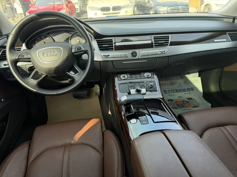 Audi A8 2016 car image #9