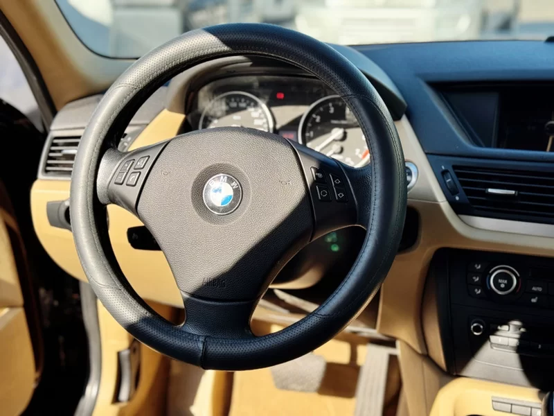 BMW X1 2012 car image #9