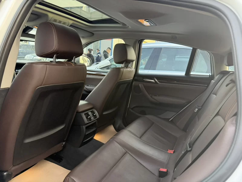 BMW X4 2015 صورة سيارة #9