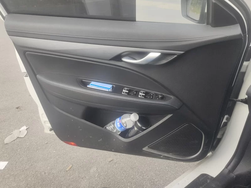 Mercedes-Benz E Class 2019 car image #9