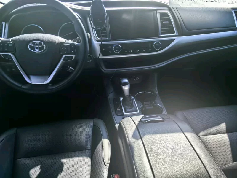 Toyota Highlander 2019 #9 Toyota Highlander 2019 car image #9