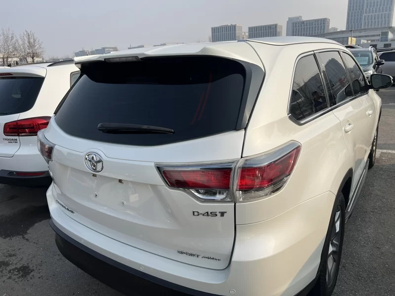 Toyota Highlander 2016 car image #9