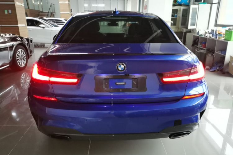 BMW 3 Series 2021 car image #4
