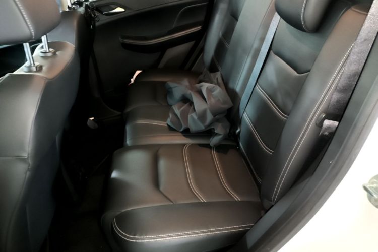 BYD Yuan New Energy 2019 #17 BYD Yuan New Energy 2019 car image #17
