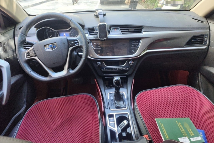 GEELY Emgrand 2017 car image #12