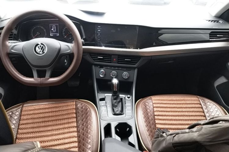 Volkswagen Bora 2023 car image #10