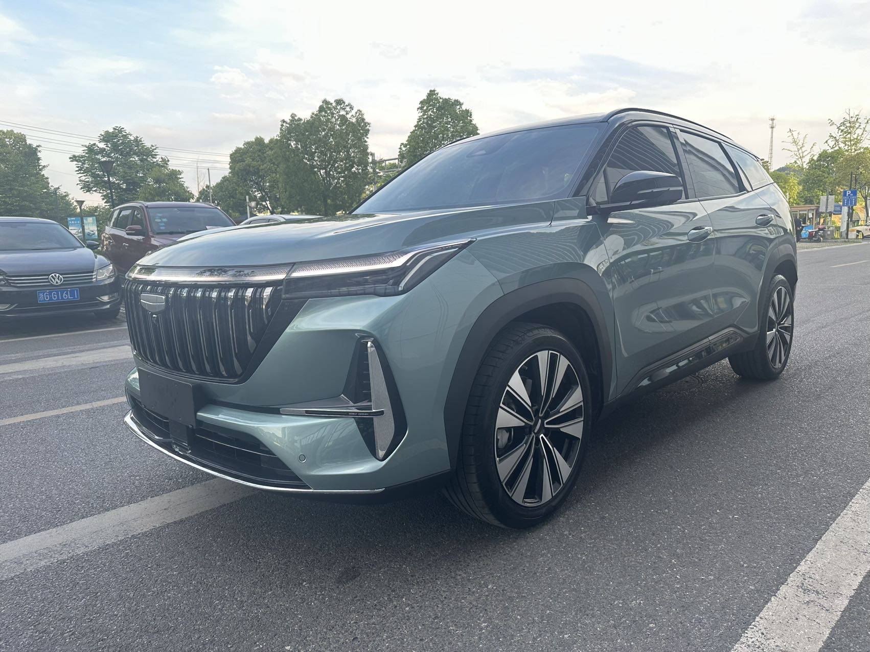 GEELY Boyue L 2025 car image 