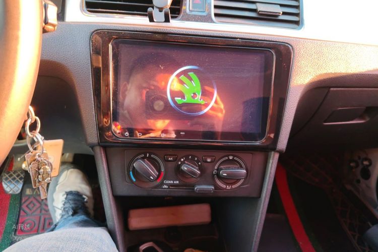 Skoda Rapid 2017 #15 Skoda Rapid 2017 image de voiture #15