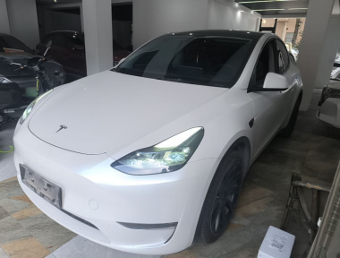 Tesla Model Y 2022 Tesla Model Y 2022 car image